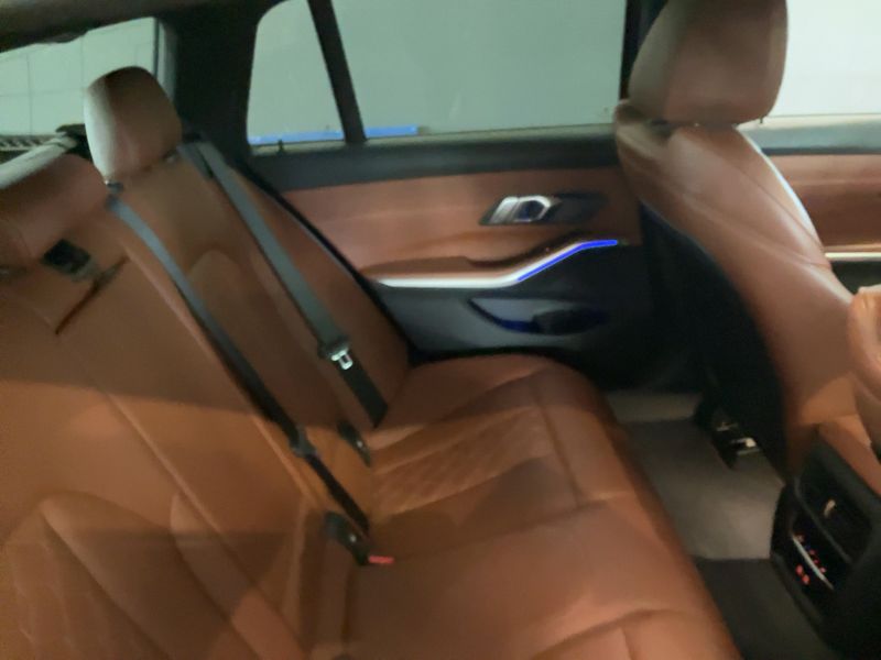 BMW 3er 330d xDrive M Sport 2020 – снимка 19