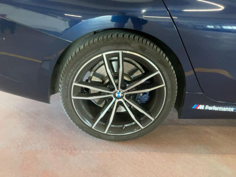 BMW 3er 330d xDrive M Sport 2020 – снимка 9