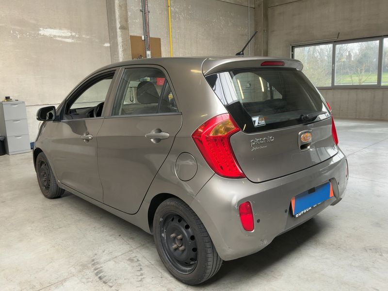 Kia Picanto 1.2 Spirit — zdjęcie 3