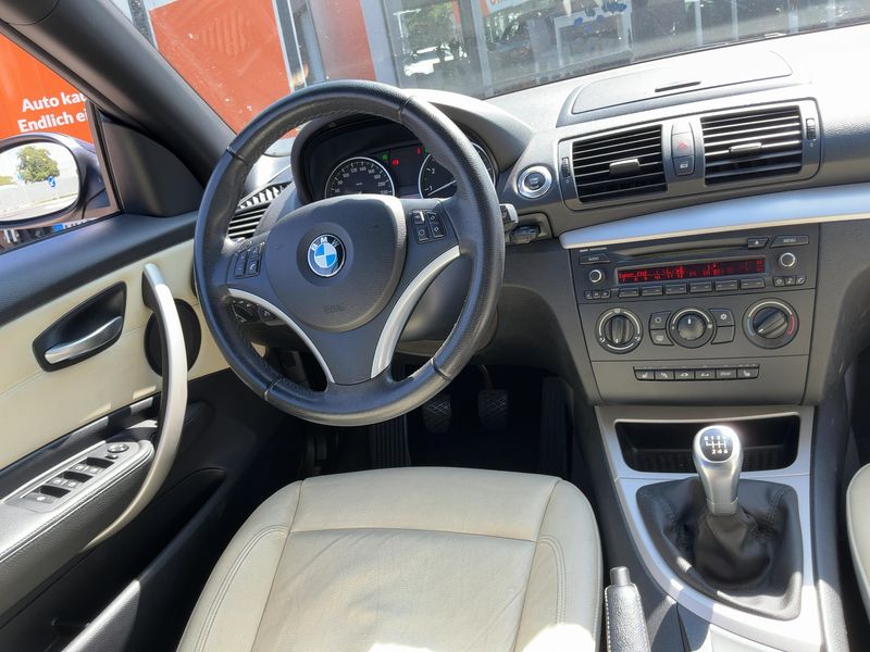 BMW 1er 120i 2010 – снимка 18