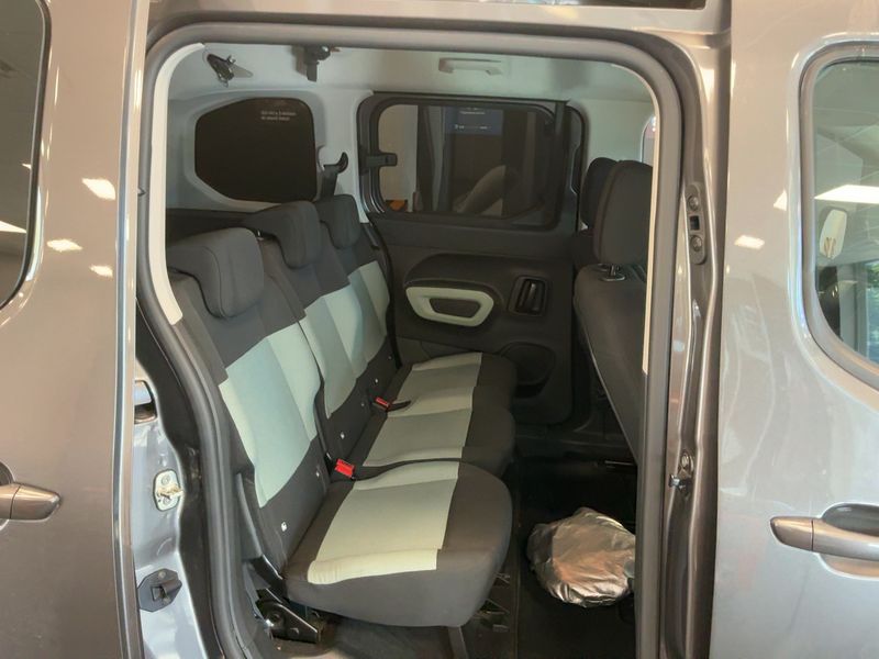 Citroen Berlingo 1.5 Blue-HDi Feel MPV M — zdjęcie 14