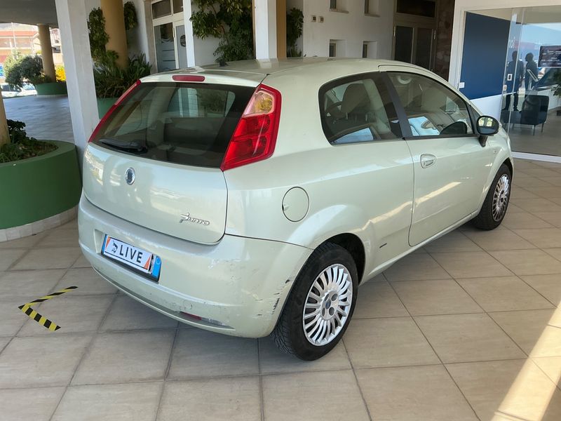 Fiat Grande Punto 1.2 Dynamic — zdjęcie 2