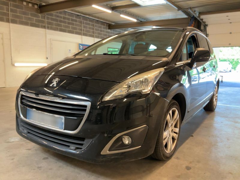 2016 Peugeot 5008