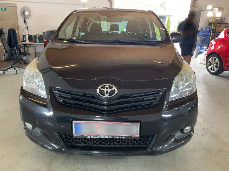 Toyota Verso 1.8 Comfort — zdjęcie 9