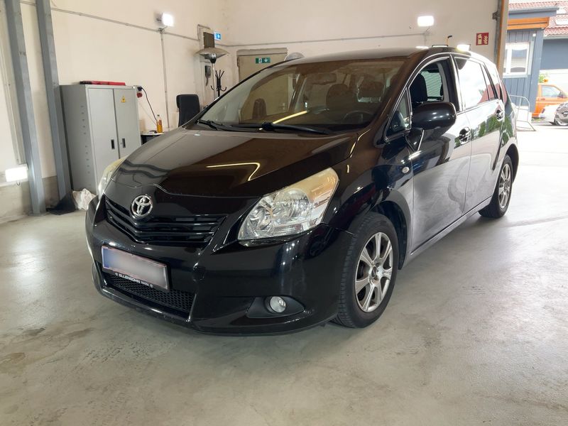 Toyota Verso 1.8 Comfort