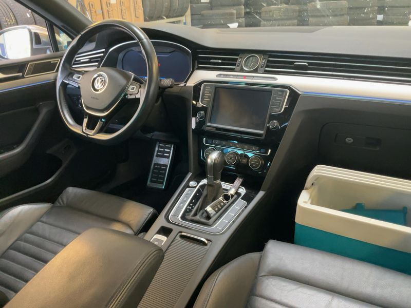 Volkswagen Passat Alltrack 2.0 TDI 4Motion BlueMotion Tech — zdjęcie 12