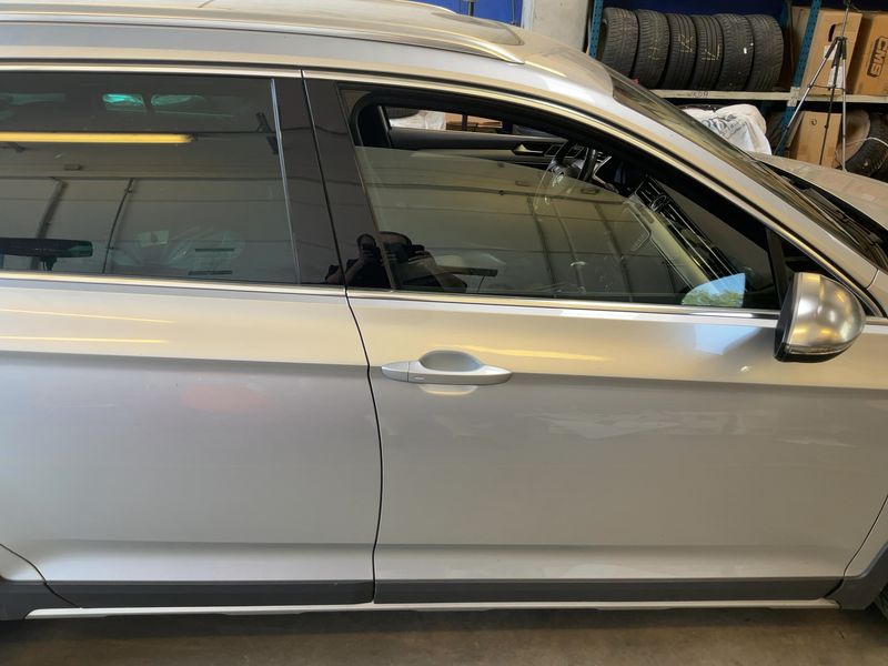 Volkswagen Passat Alltrack 2.0 TDI 4Motion BlueMotion Tech — zdjęcie 7
