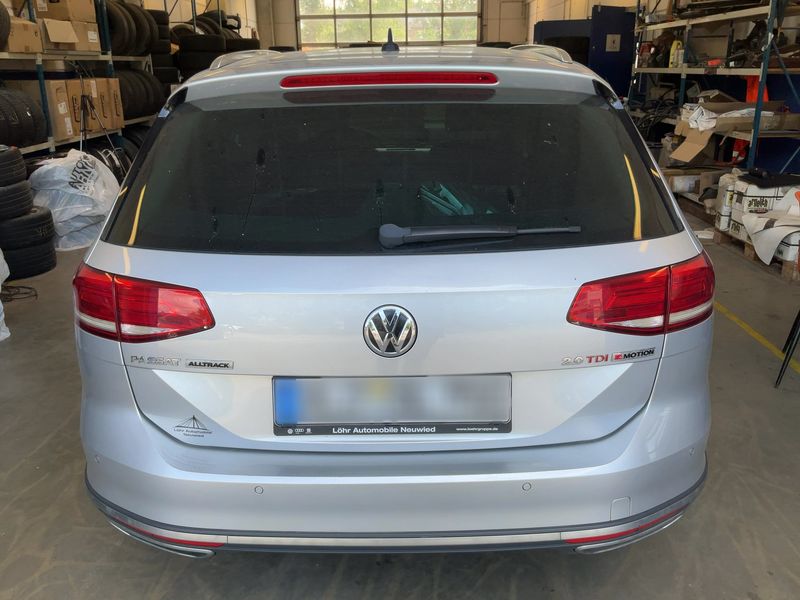 Volkswagen Passat Alltrack 2.0 TDI 4Motion BlueMotion Tech — zdjęcie 5