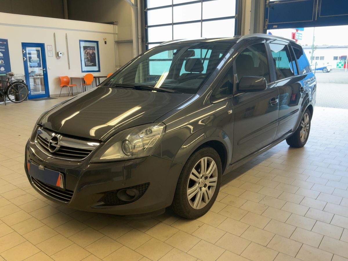 Opel Zafira 1.6 Family Plus