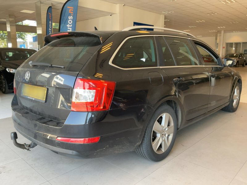 Skoda Octavia 1.6 TDI GreenLine 2014 – снимка 8