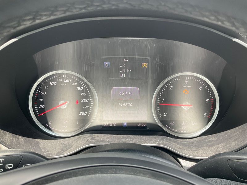 Mercedes-Benz C-Klasse C 220 d T BlueTEC — zdjęcie 13