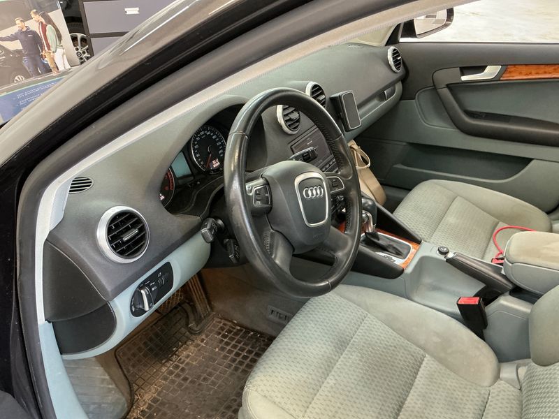 Audi A3 Sportback 2.0 TFSI Ambiente 2010 – снимка 31