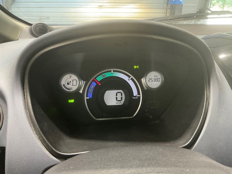 Peugeot iOn electric drive 35 kW Active 2016 – снимка 18