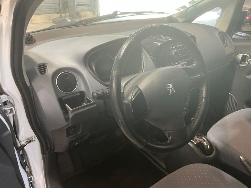 Peugeot iOn electric drive 35 kW Active 2016 – снимка 26