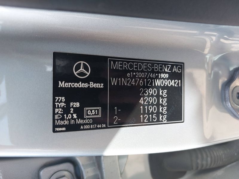 Mercedes-Benz GLB-Klasse GLB 200 d AMG Line — zdjęcie 15