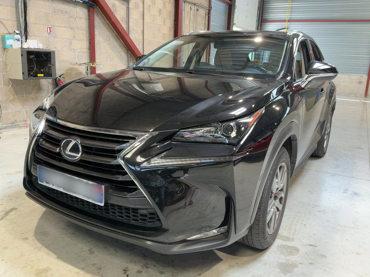 Lexus NX-Serie 2015