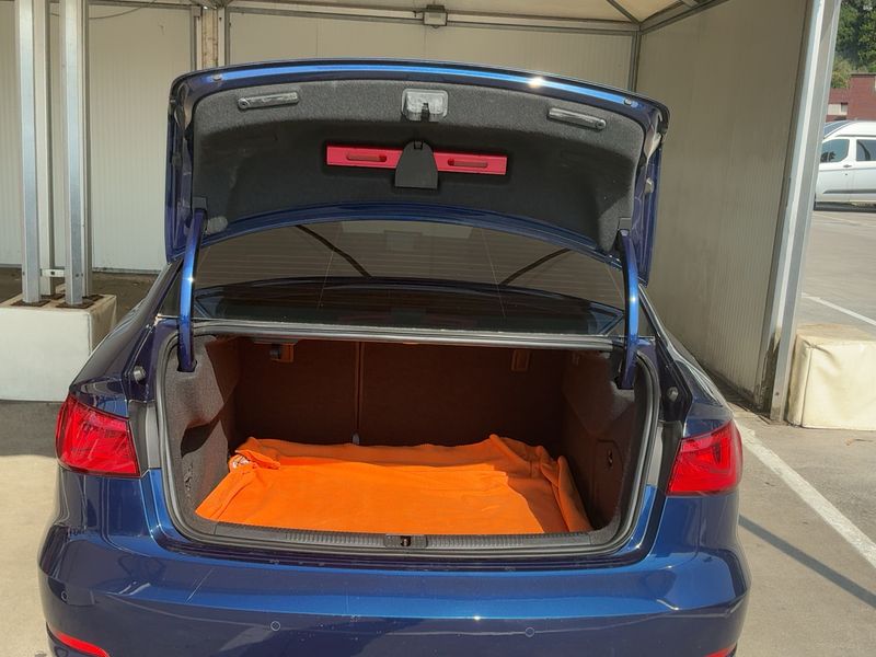 Audi A3 Limousine 2.0 TDI S line Sportpaket — zdjęcie 10
