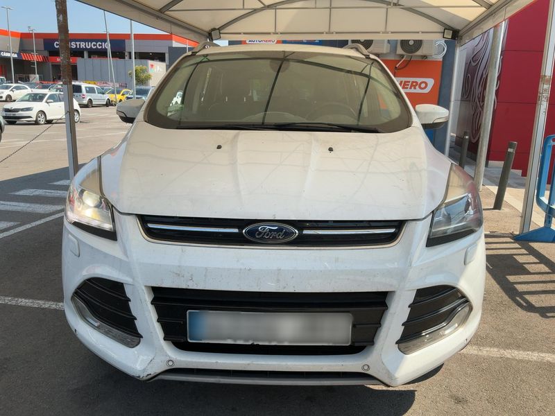 Ford Kuga 1.6 EcoBoost Titanium 2014 – снимка 14
