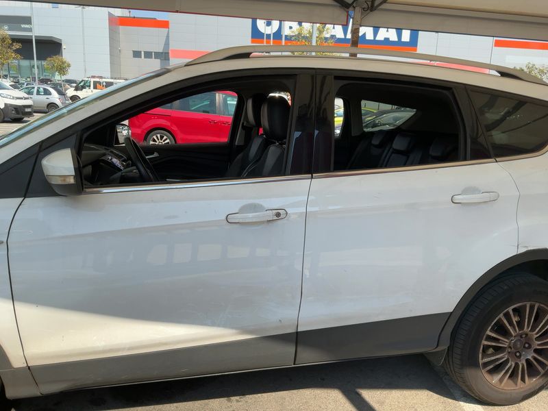 Ford Kuga 1.6 EcoBoost Titanium 2014 – снимка 4