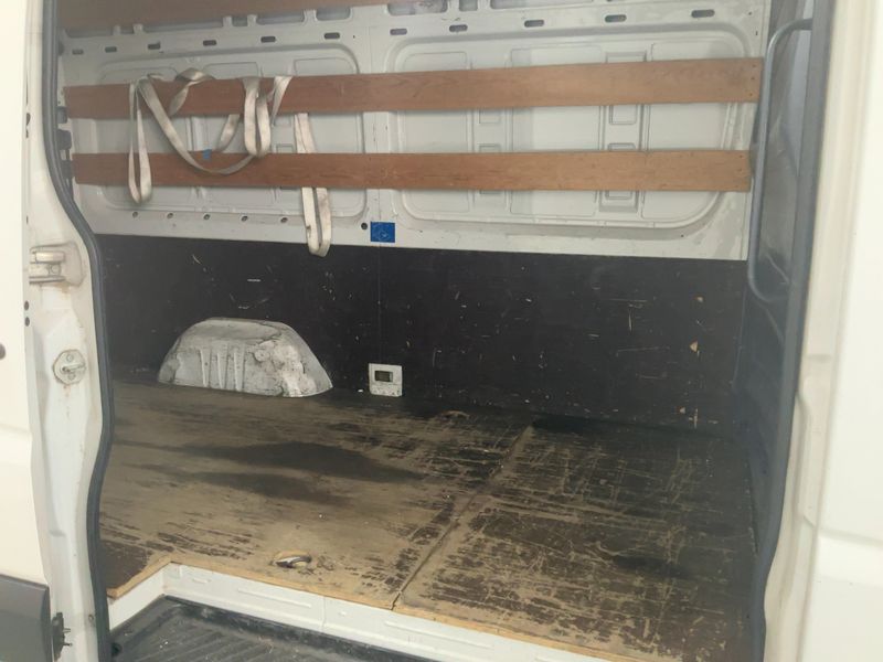 Volkswagen Crafter 2.0 TDI Kasten 35 mittlerer Radstand mit Hochdach — zdjęcie 14