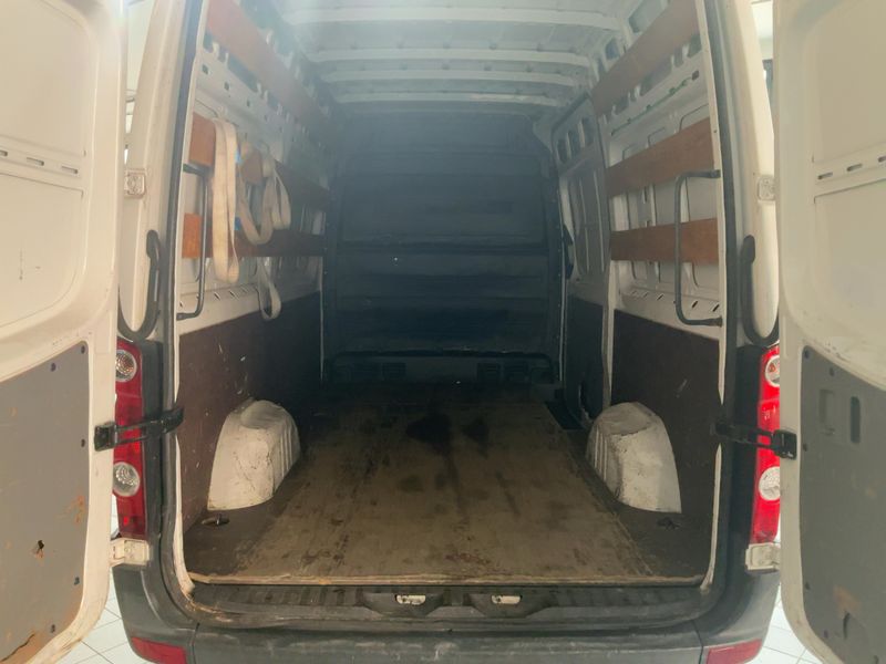 Volkswagen Crafter 2.0 TDI Kasten 35 mittlerer Radstand mit Hochdach — zdjęcie 10