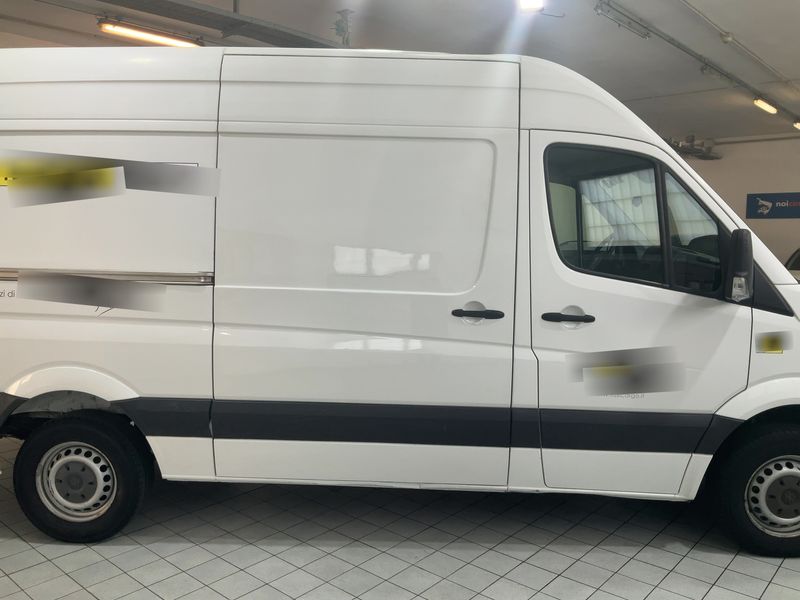Volkswagen Crafter 2.0 TDI Kasten 35 mittlerer Radstand mit Hochdach — zdjęcie 7