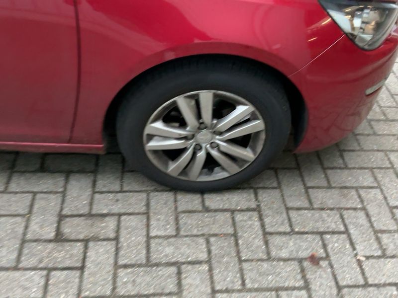 Peugeot 308 1.6 e-HDi Active 2015 – снимка 11