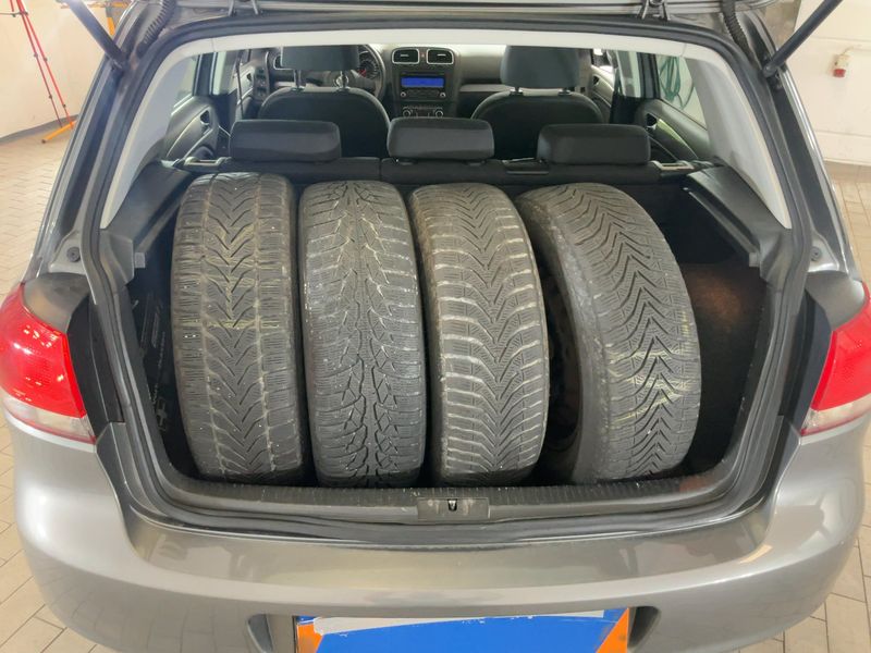 Volkswagen Golf VI 1.2 TSI Trendline 2010 – снимка 16