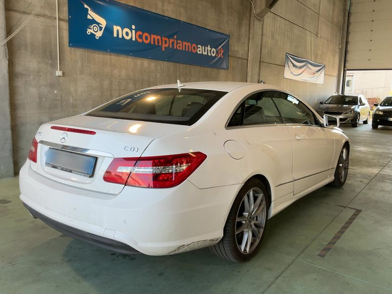 Mercedes-Benz E-Klasse E 220 CDI BlueEfficiency Avantgarde 2013 – снимка 8