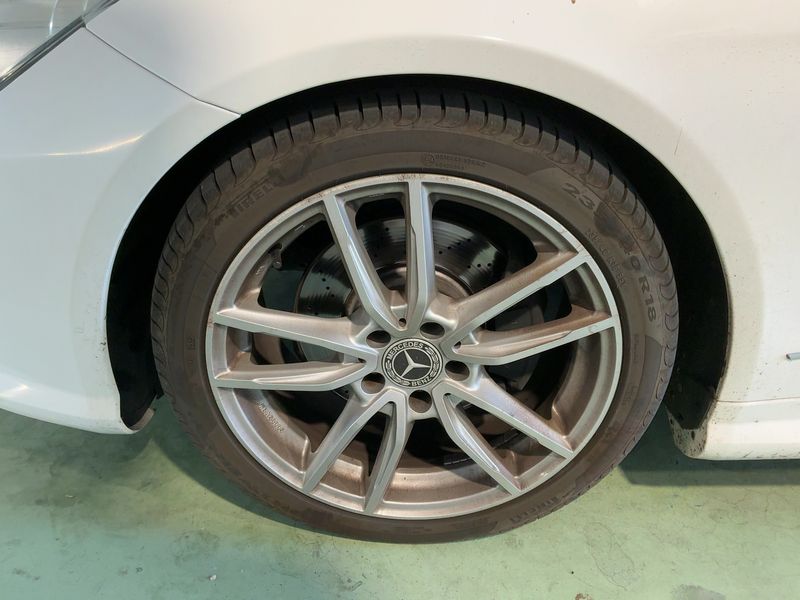 Mercedes-Benz E-Klasse E 220 CDI BlueEfficiency Avantgarde 2013 – снимка 3