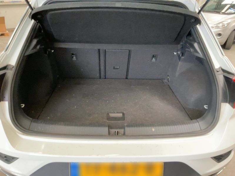 Volkswagen T-Roc 1.5 TSI ACT Sport 2018 – снимка 15