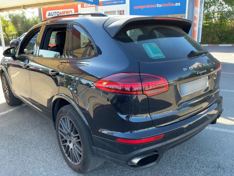 Porsche Cayenne Diesel Platinum Edition — zdjęcie 3