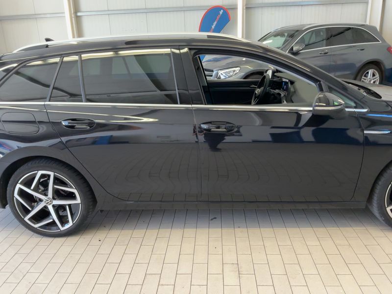 Volkswagen Golf VIII 1.5 eTSI ACT Style — zdjęcie 7