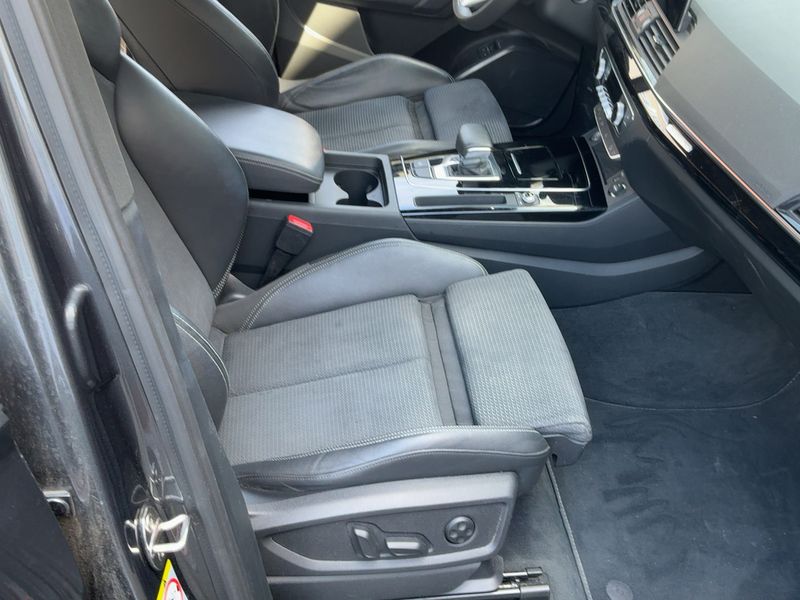 Audi Q5 Sportback 50 TFSIe quattro S line — zdjęcie 11