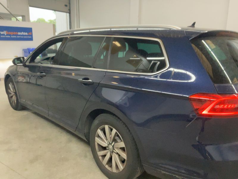 Volkswagen Passat 1.4 TSI Comfortline BlueMotion Tech — zdjęcie 3