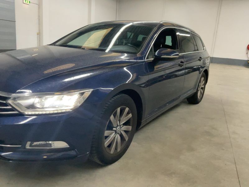Volkswagen Passat 1.4 TSI Comfortline BlueMotion Tech — zdjęcie 2