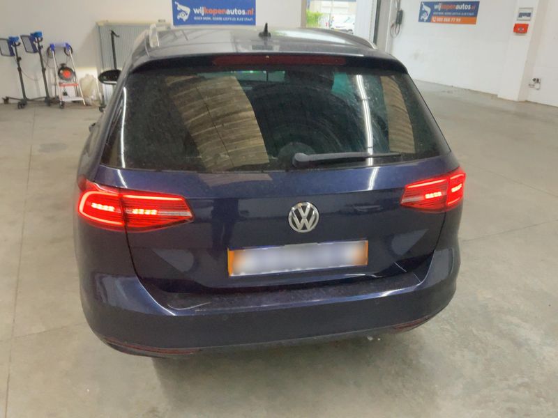 Volkswagen Passat 1.4 TSI Comfortline BlueMotion Tech — zdjęcie 5
