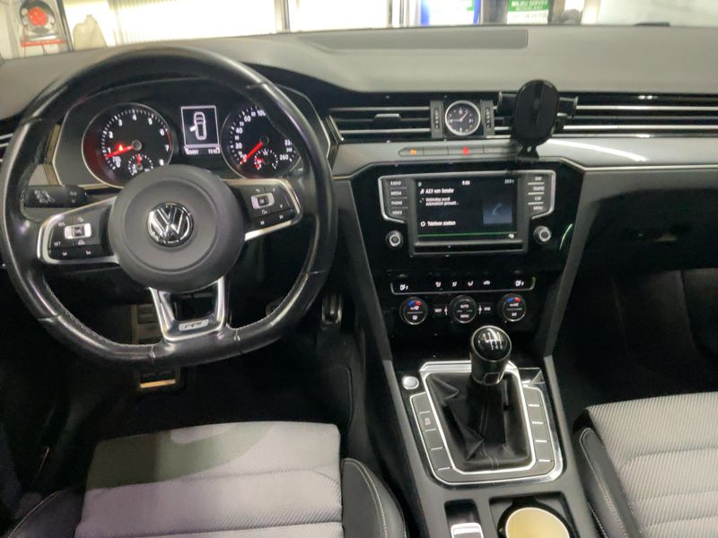 Volkswagen Passat 1.4 TSI Comfortline BlueMotion Tech — zdjęcie 12