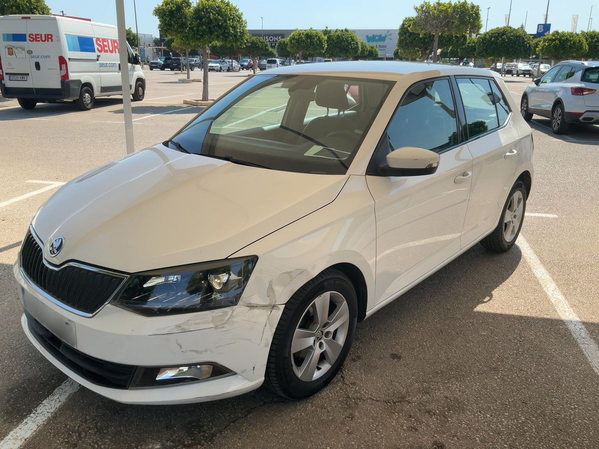Skoda Fabia 2017 — photo 1