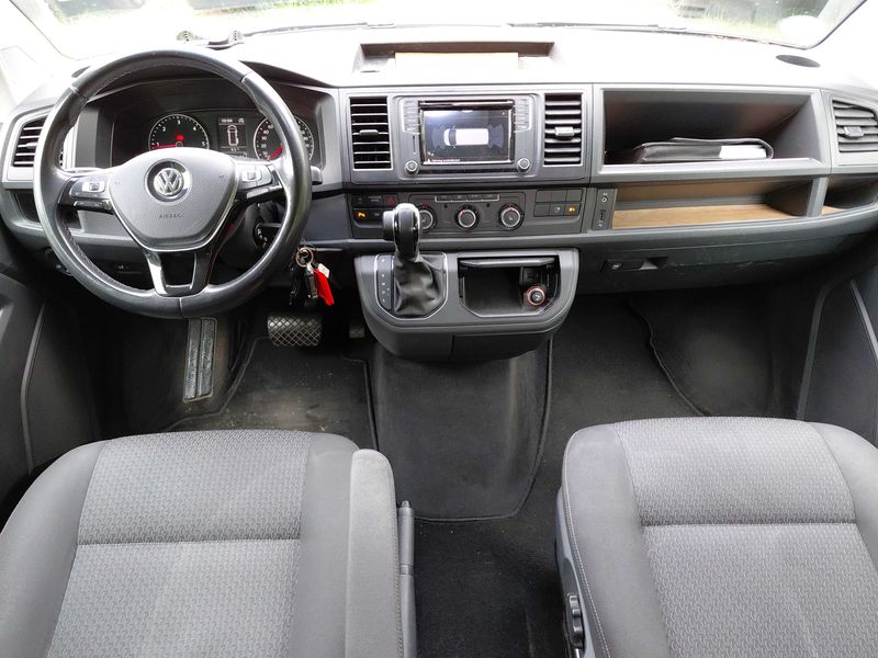 Volkswagen T6 Multivan 2.0 TDI Trendline — zdjęcie 11