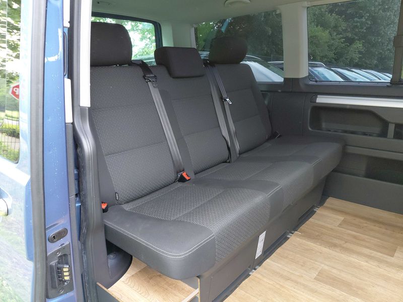 Volkswagen T6 Multivan 2.0 TDI Trendline — zdjęcie 13