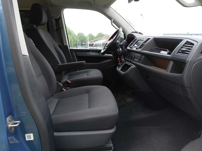 Volkswagen T6 Multivan 2.0 TDI Trendline — zdjęcie 10