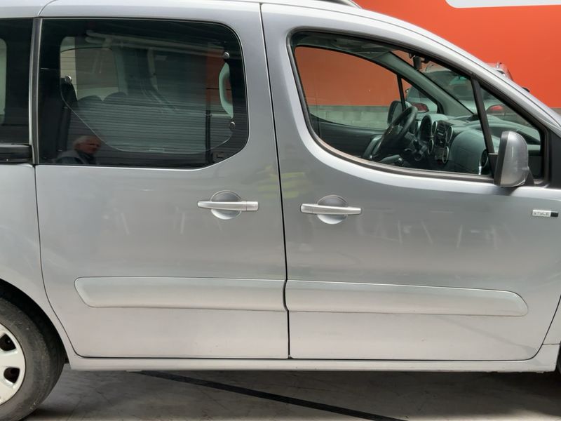 Peugeot Partner 1.6 Blue-HDi L1 Komfort Service Edition — zdjęcie 7