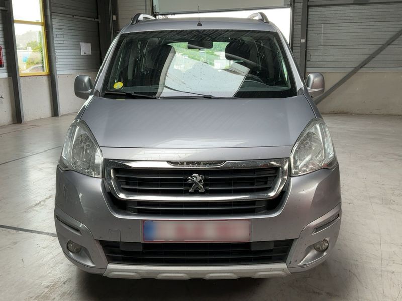 Peugeot Partner 1.6 Blue-HDi L1 Komfort Service Edition — zdjęcie 9
