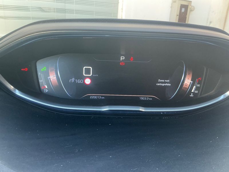 Peugeot 3008 2.0 Blue-HDi GT — zdjęcie 13