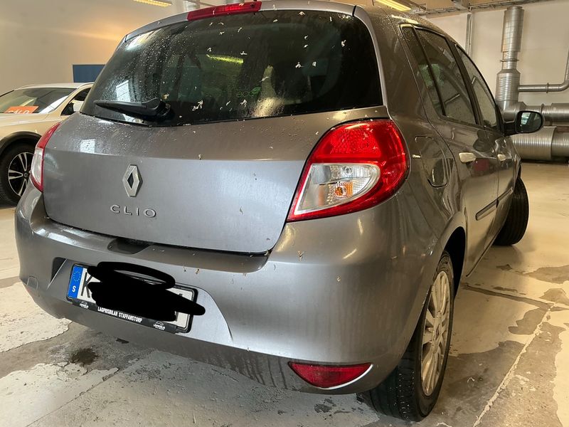 Renault Clio 1.2 Expression 2009 – снимка 2