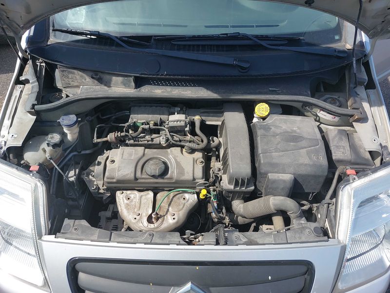 Citroen C2 1.1 Furio — zdjęcie 8