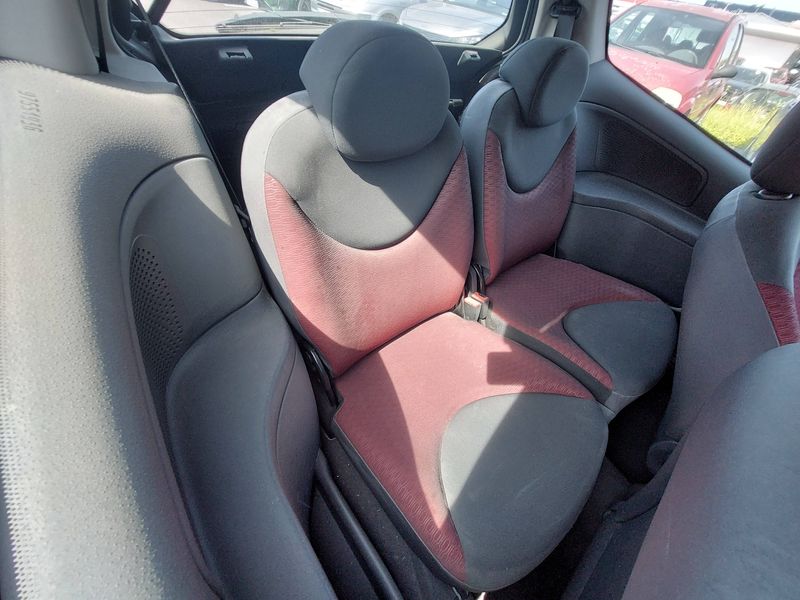 Citroen C2 1.1 Furio — zdjęcie 13