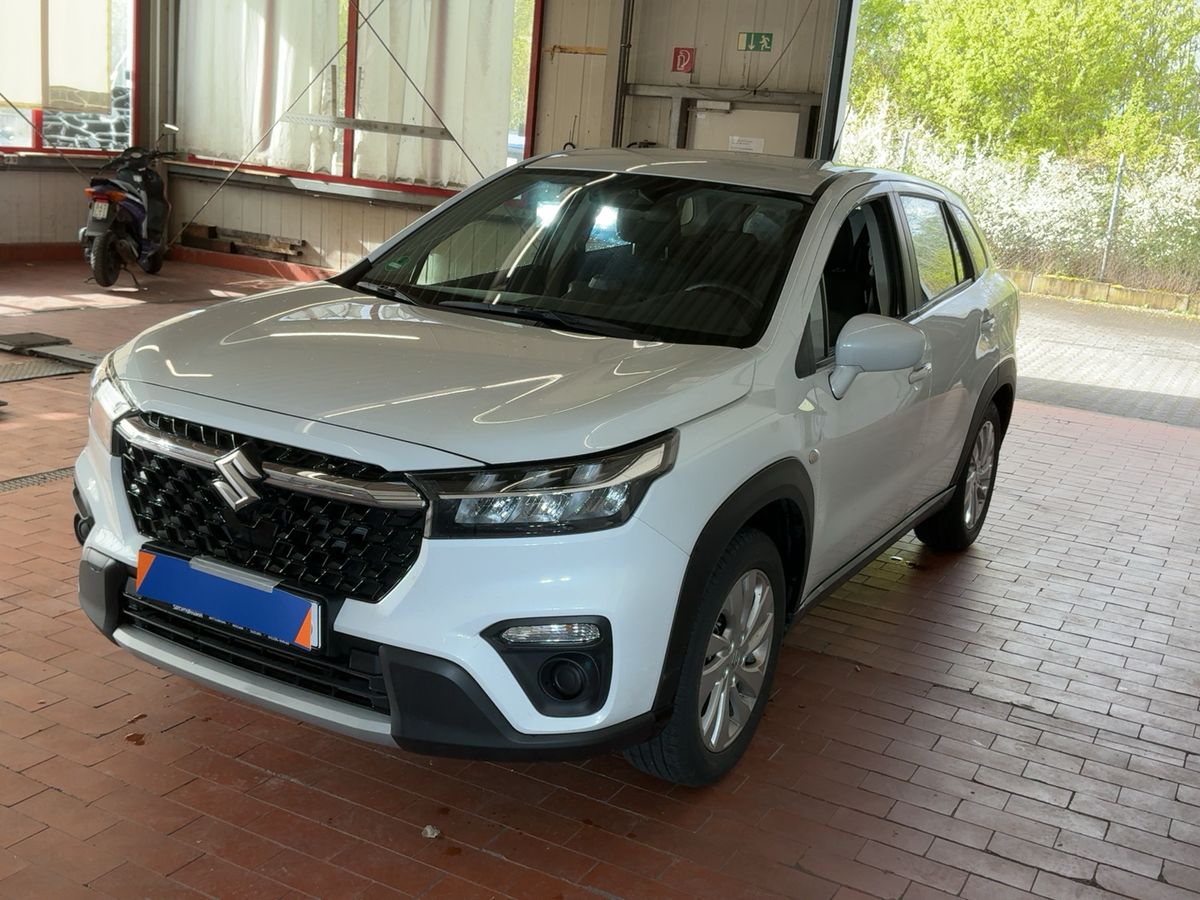 Suzuki S-Cross 2025