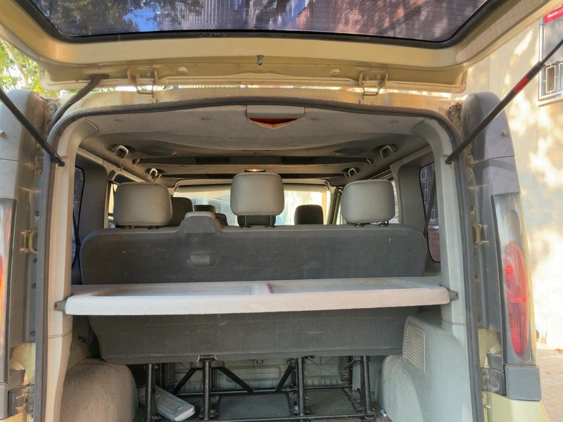 Opel Vivaro 2.5 DTI / CDTI Tour — zdjęcie 10